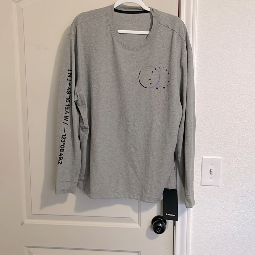Lululemon, new with tags, mens Relaxed Fit Train, size large, color gray,